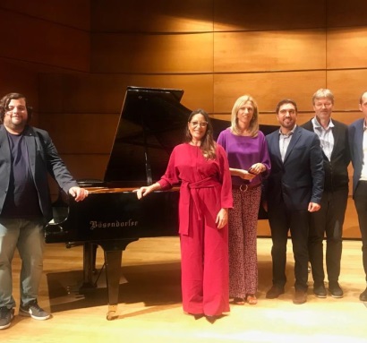 ©Ayto.Granada: Granada se convierte este viernes en Capital Mundial del piano con msica al aire libre en espacios emblemticos, en el marco del proyecto Tu ciudad se llena de pianos